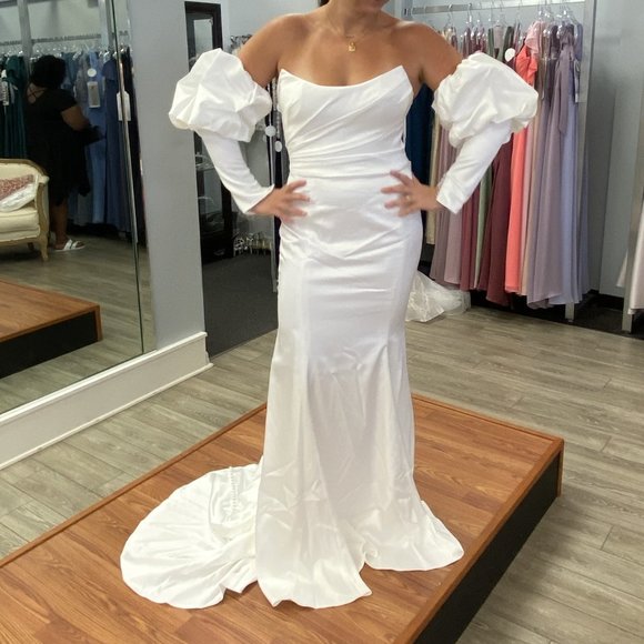 Willowby By Watters Wedding Dress - Picture 4 of 11